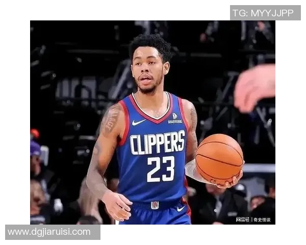 安芬尼西蒙斯谈训练营高强度期待与队友加深默契提升表现 安芬尼西蒙斯谈训练营高强度期待与队友加深默契提升表现