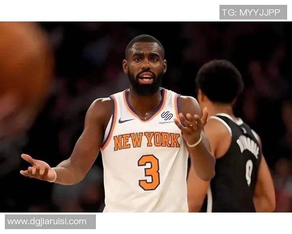 你这射手又一般呀!小哈达威10中3&三分6中2拿到11分2板2助 你这射手又一般呀!小哈达威10中3&三分6中2拿到11分2板2助