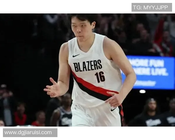 开拓者队将首轮新秀杨瀚森定位为第三中锋，这是资源浪费还是长远布局？