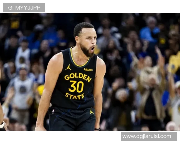 雪上加霜！戴维斯左手韧带受伤，独行侠几乎不可能将他交易出去！