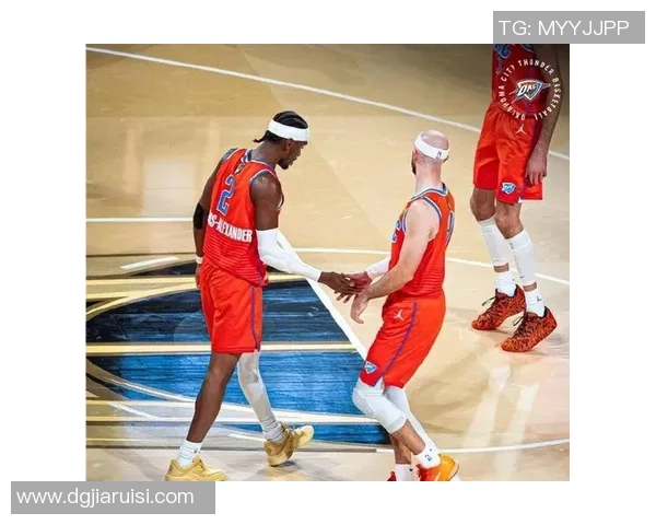 文班亚马无缘四杀雷霆！四次遭对手侵犯险受伤 连续单吃切特太猛